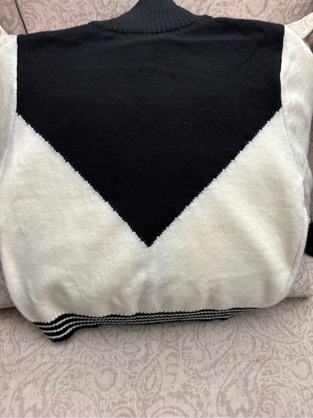 Miu Miu Black and Cream Beaded Zip-Front Logo Knit Cardigan - Picture 4 of 4